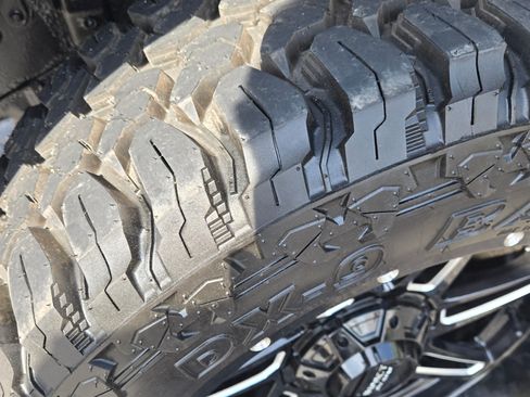 Used 2011 Ford F150 XLT w/ Trailer Tow Pkg image 15