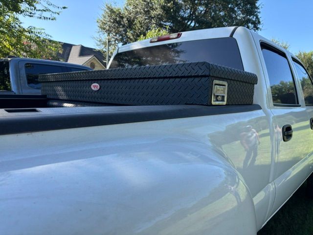 Used 2001 Chevrolet Silverado 3500 LS w/ Off-Road Skid Plate Pkg AWD/4WD image 5