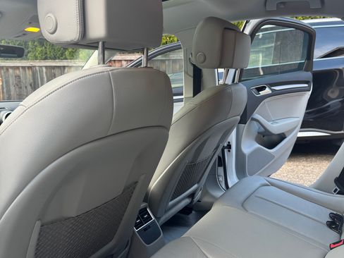 Used 2016 Audi A3 1.8T Premium image 9