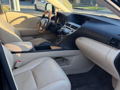 Used 2015 Lexus RX 450h AWD image 10
