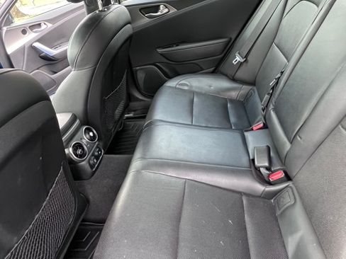 Used 2018 Kia Stinger GT image 14