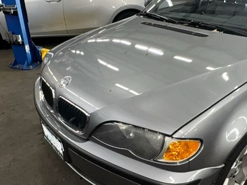 Used 2003 BMW 325i Sedan image 5