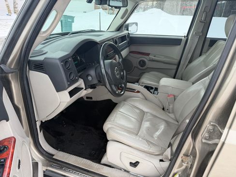 Used 2006 Jeep Commander Limited image 22