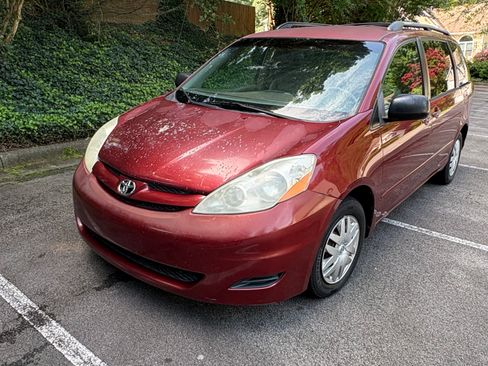 Used 2007 Toyota Sienna LE FWD image 8