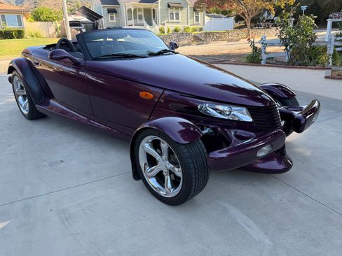 Used 1999 Plymouth Prowler RWD image 1
