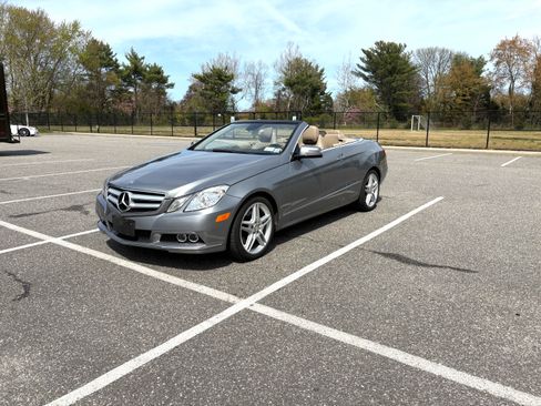 Used 2011 Mercedes-Benz E 350 Cabriolet image 1