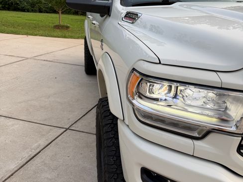 Used 2019 RAM 2500 Limited AWD/4WD image 21