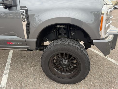 Used 2023 Ford F350 Platinum w/ FX4 Off-Road Package AWD/4WD image 20