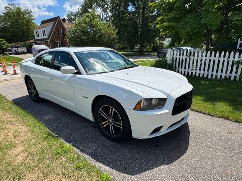 Used 2014 Dodge Charger R/T AWD/4WD image 9