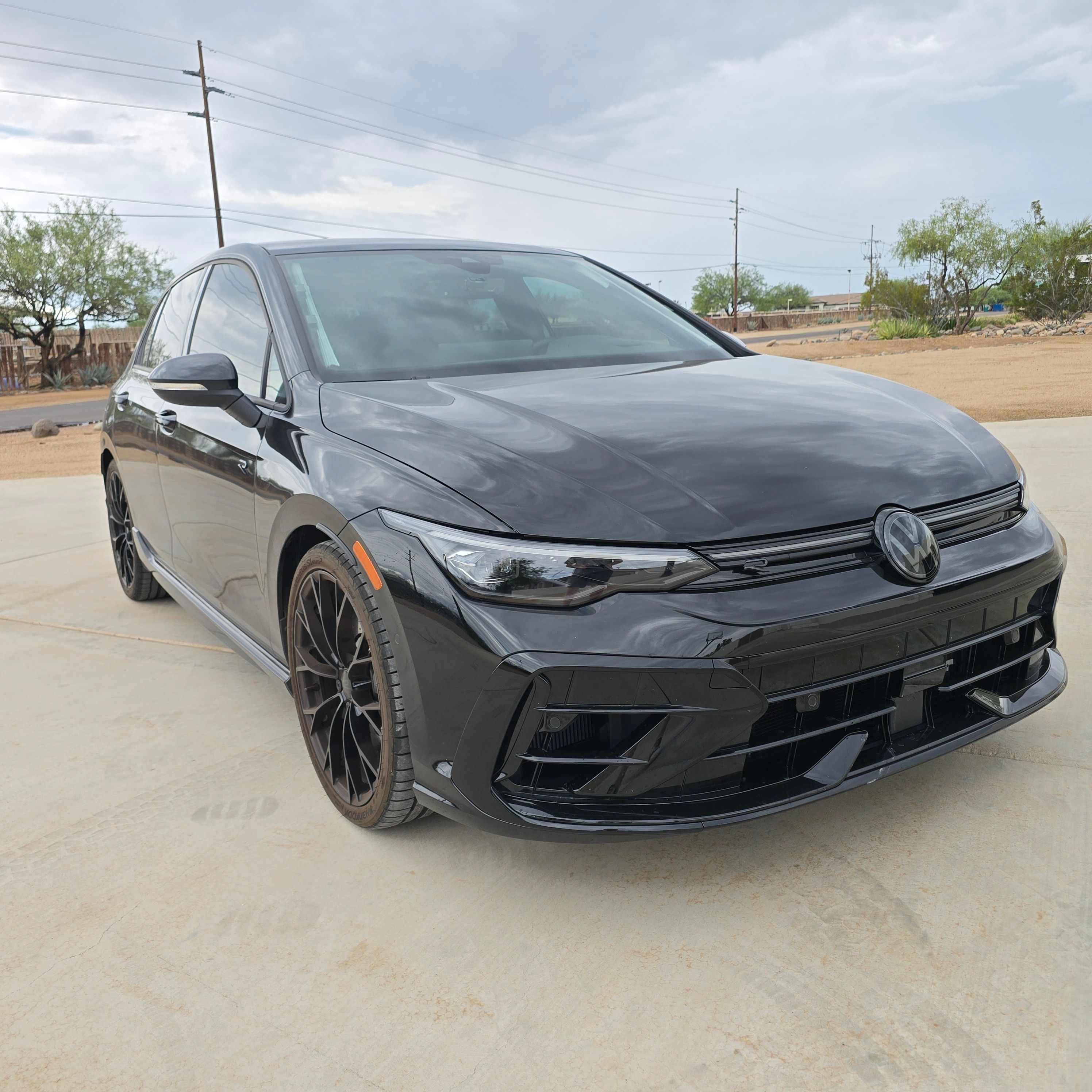 Used 2025 Volkswagen Golf R Black Edition AWD/4WD image 4