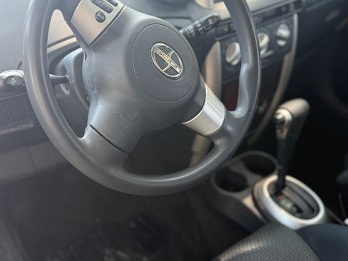 Used 2006 Scion xA FWD image 16