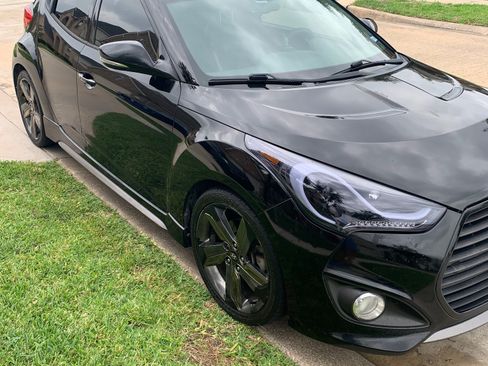 Used 2015 Hyundai Veloster Turbo w/ Option Group 04 image 2