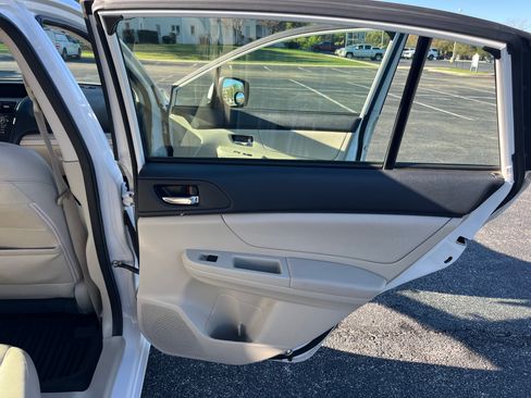 Used 2012 Subaru Impreza 2.0i Limited image 18