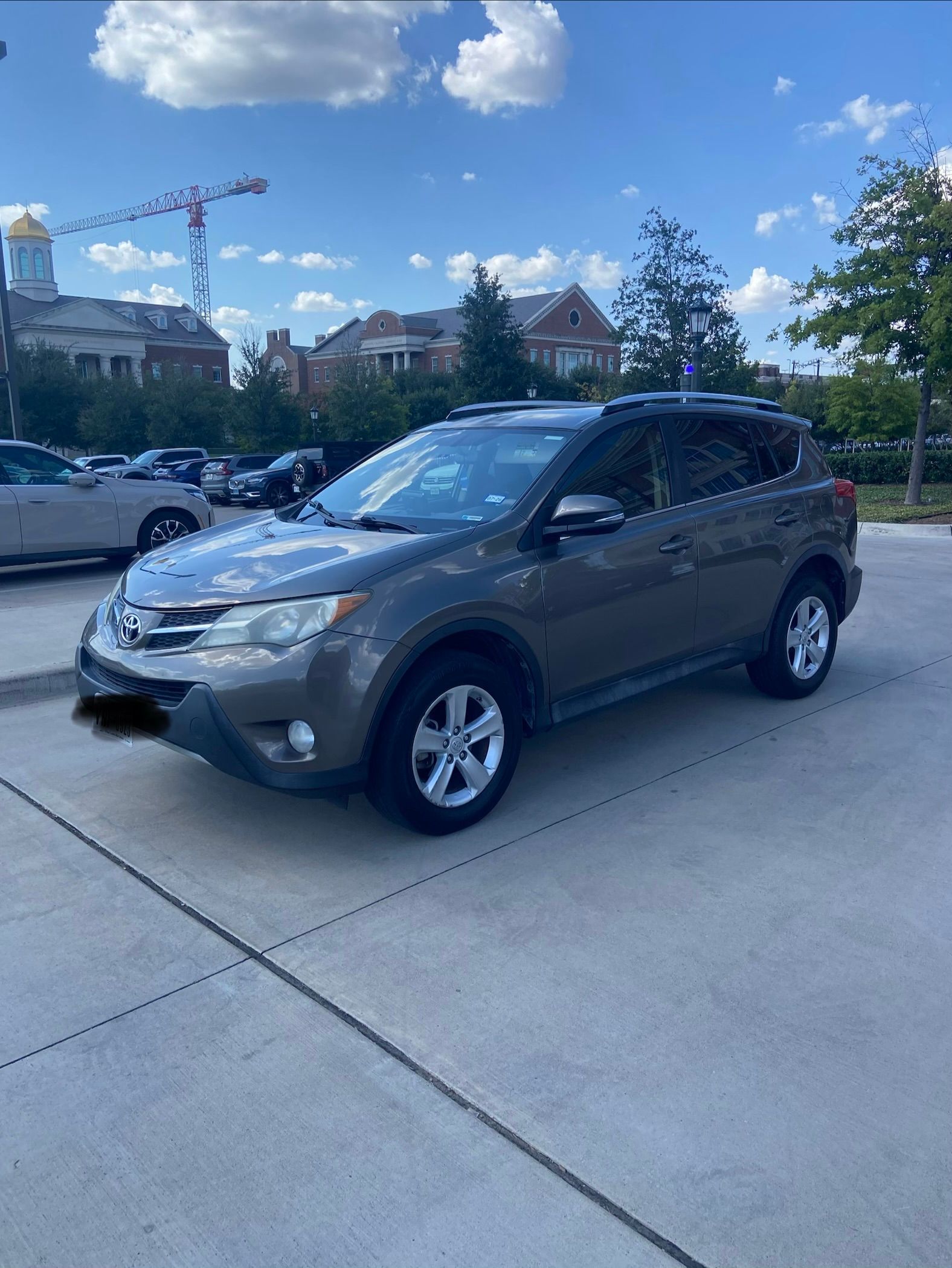 Used 2013 Toyota RAV4 XLE FWD image 2