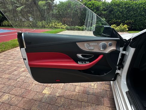 Used 2020 Mercedes-Benz E 450 Cabriolet image 8