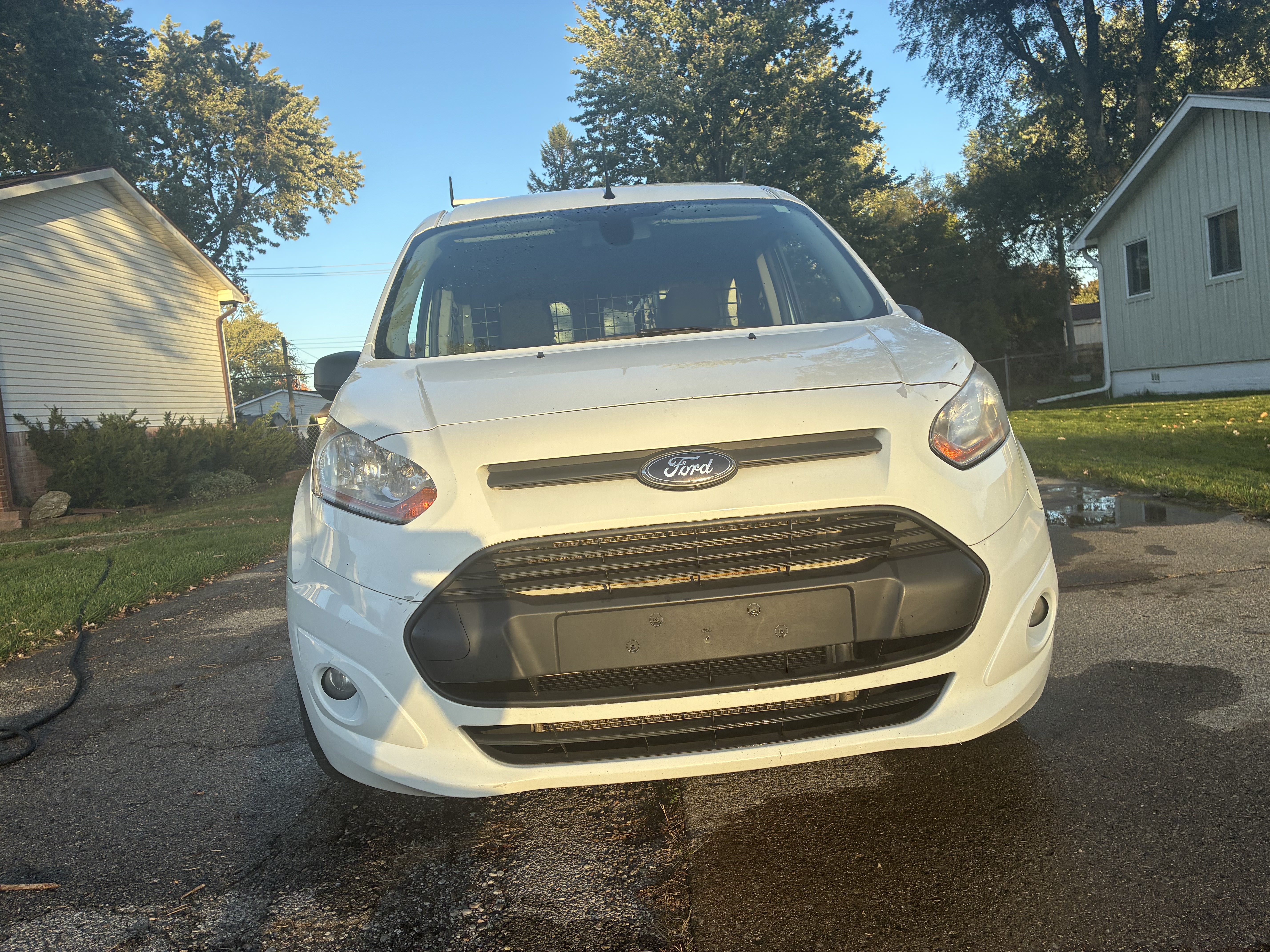 Used 2016 Ford Transit Connect XLT FWD image 5