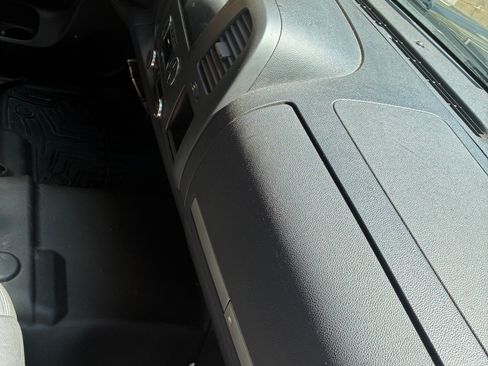 Used 2012 Chevrolet Silverado 1500 LT RWD image 9