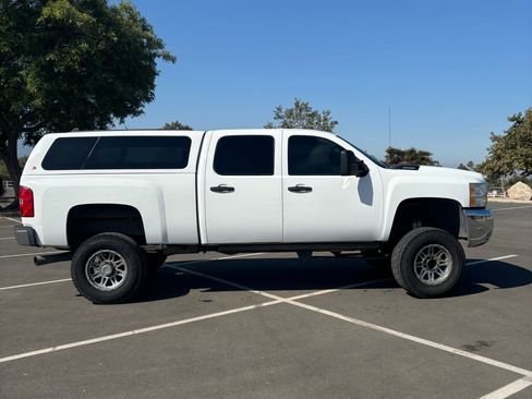 Used 2007 Chevrolet Silverado 2500 LT w/ 2LT Convenience Package RWD image 10