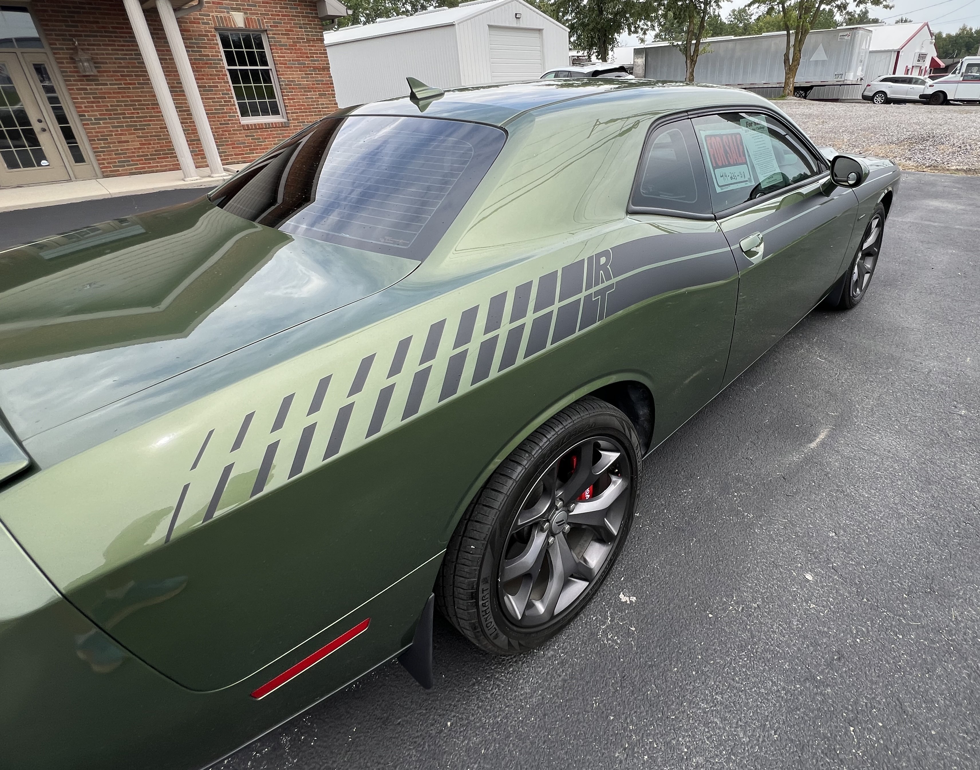 Used 2018 Dodge Challenger SXT Plus RWD image 9