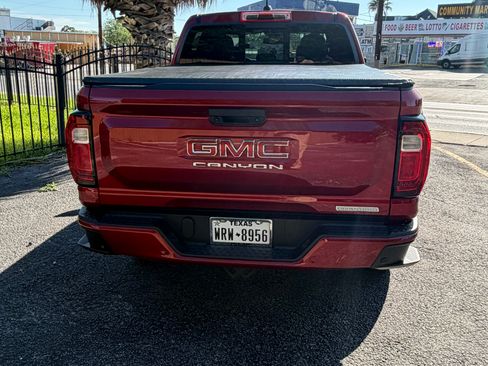 Used 2024 GMC Canyon Elevation w/ Elevation Premium Package RWD image 5