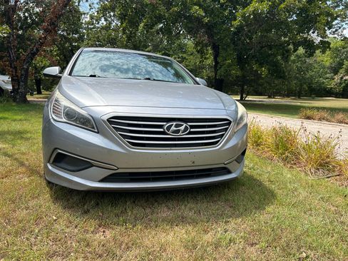 Used 2016 Hyundai Sonata SE FWD image 6