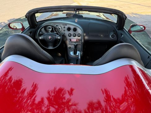 Used 2007 Pontiac Solstice GXP w/ Premium Package image 5