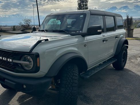 Used 2022 Ford Bronco Wildtrak image 5