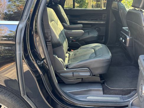 Used 2022 Ford Expedition Max Platinum image 10