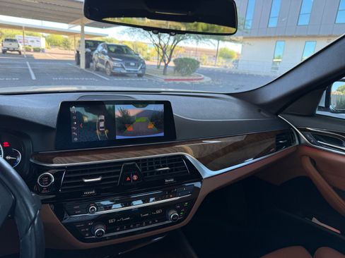 Used 2019 BMW 540i w/ Convenience Package RWD image 14