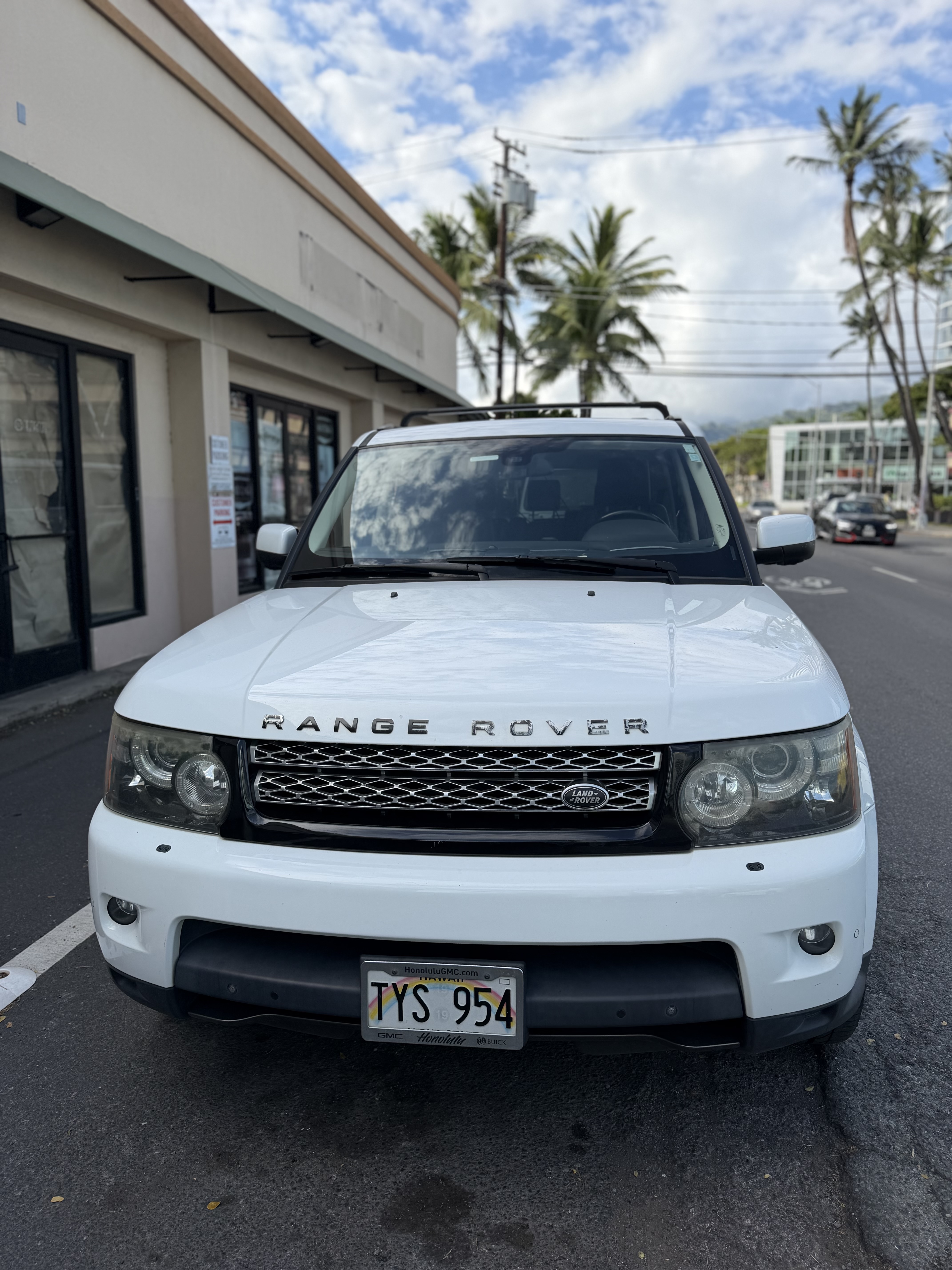 Used 2013 Land Rover Range Rover Sport HSE LUX AWD/4WD image 1