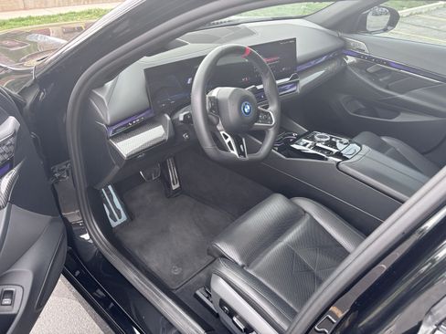 Used 2024 BMW i5 M60 w/ Executive Package image 12