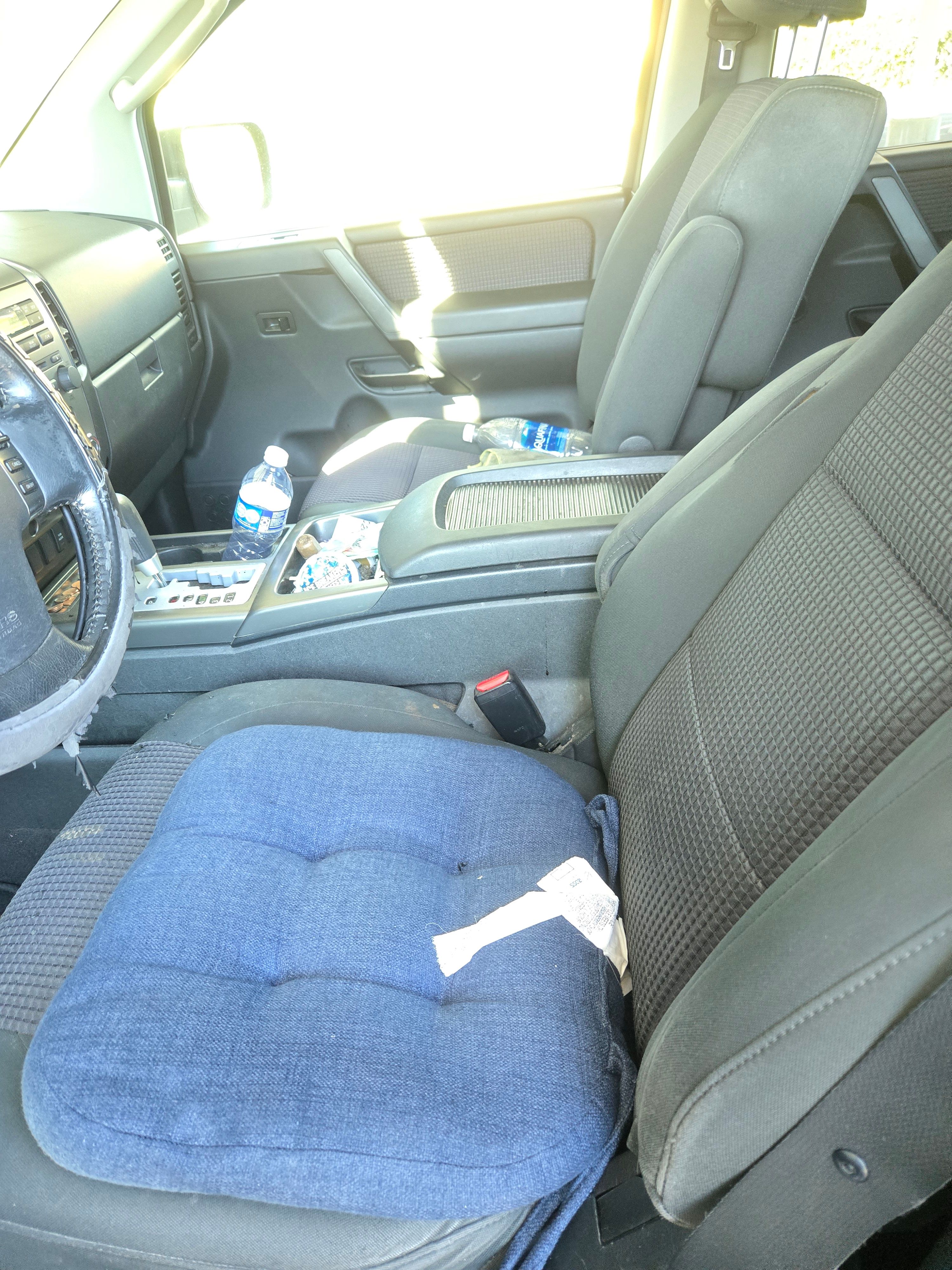 Used 2009 Nissan Titan SE w/ SE Drivers Convenience Pkg RWD image 12