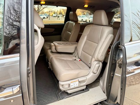 Used 2012 Honda Odyssey Touring image 20