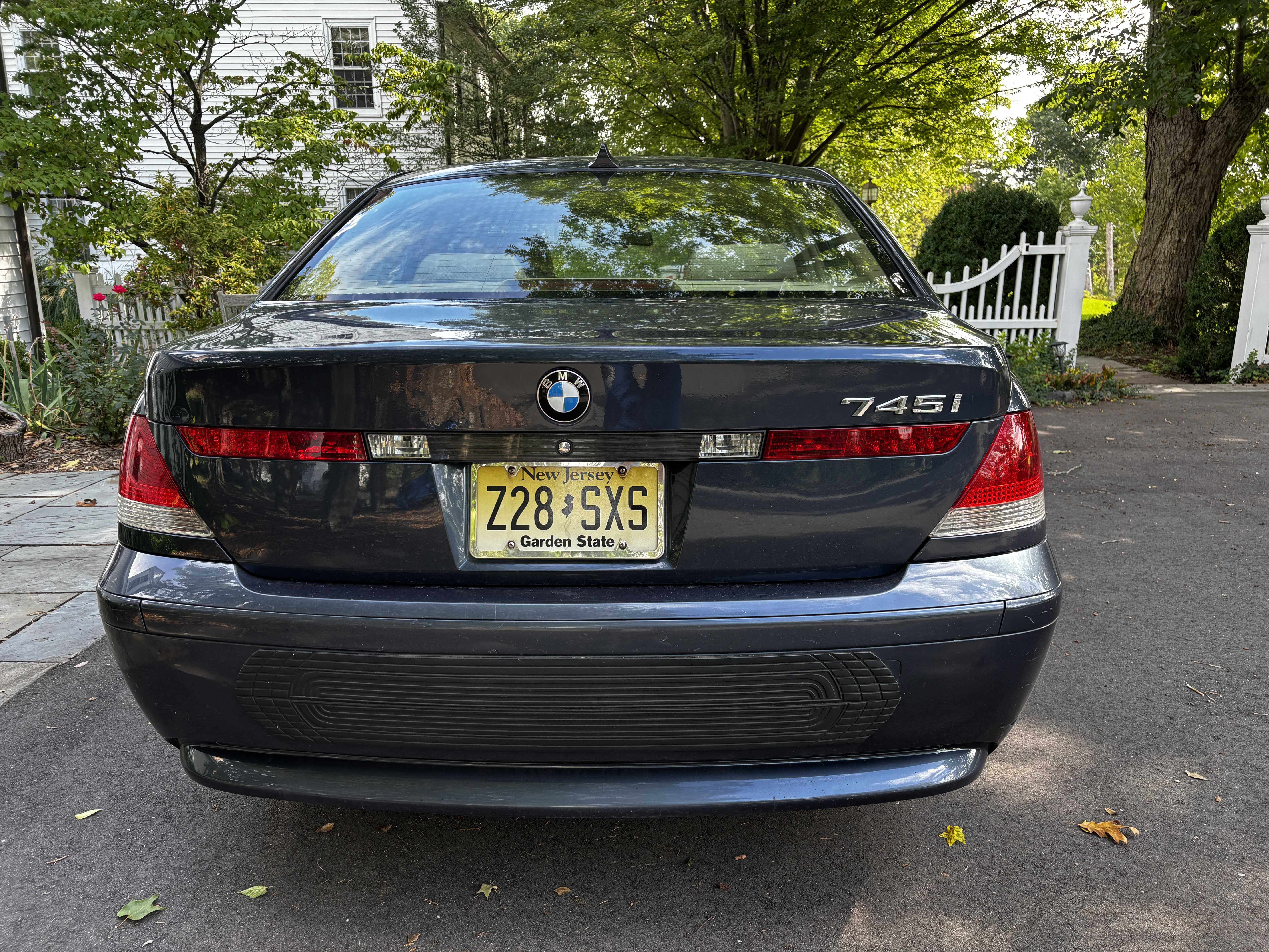 Used 2003 BMW 745i RWD image 6