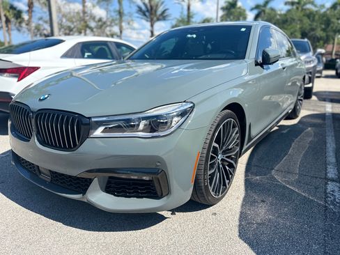 Used 2019 BMW 750i w/ Executive Package RWD image 1