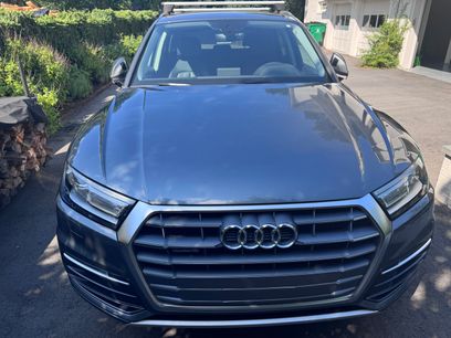 Used 2019 Audi Q5 2.0T Premium w/ Convenience Package