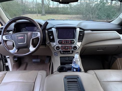 Used 2015 GMC Yukon SLT w/ Open Road Package image 13