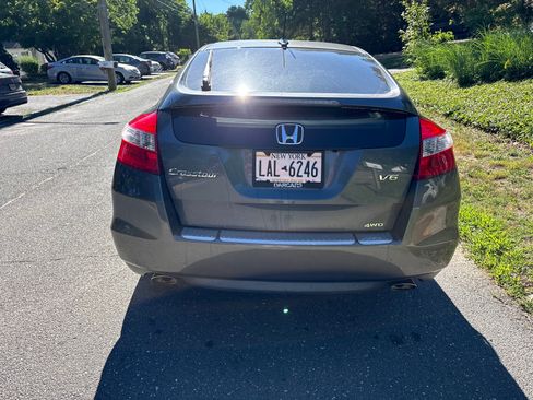 Used 2012 Honda Crosstour EX-L image 2