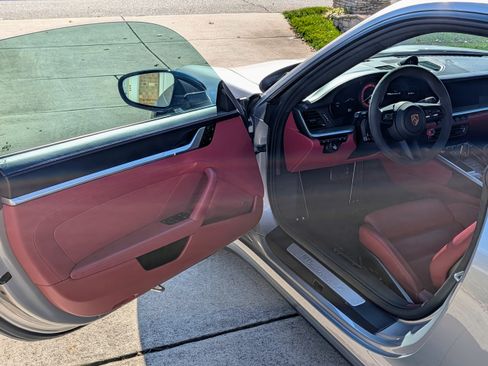 Used 2020 Porsche 911 Carrera S image 16