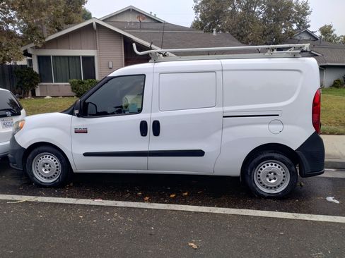 Used 2017 RAM ProMaster City Tradesman w/ Rear Back-up Camera Group image 2