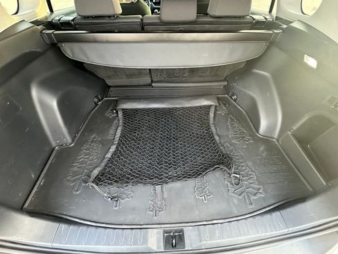 Used 2024 Toyota RAV4 AWD Hybrid image 18