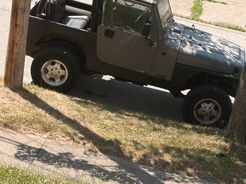 Used 2002 Jeep Wrangler SE AWD/4WD image 9