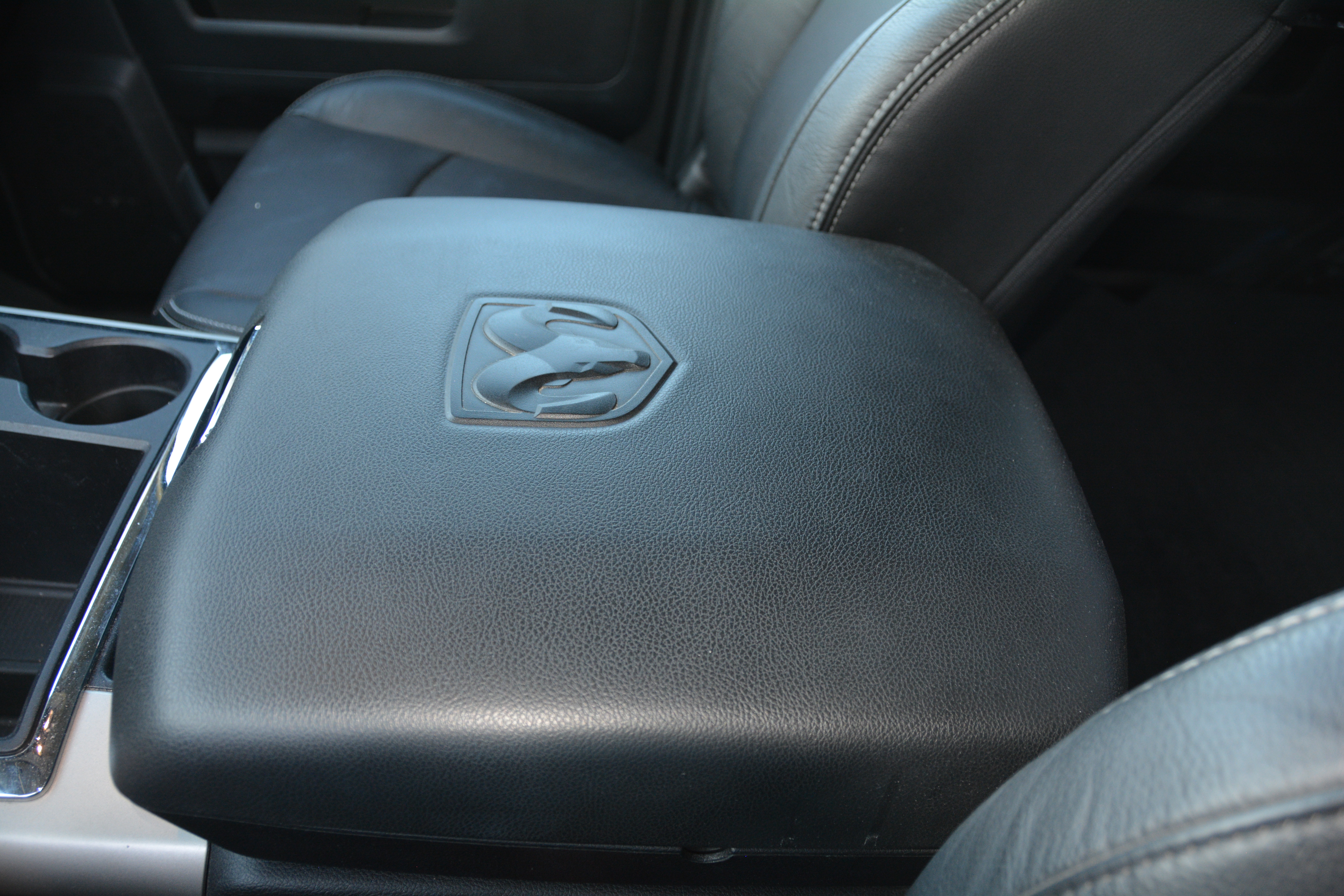 Used 2014 RAM 3500 Laramie AWD/4WD image 20