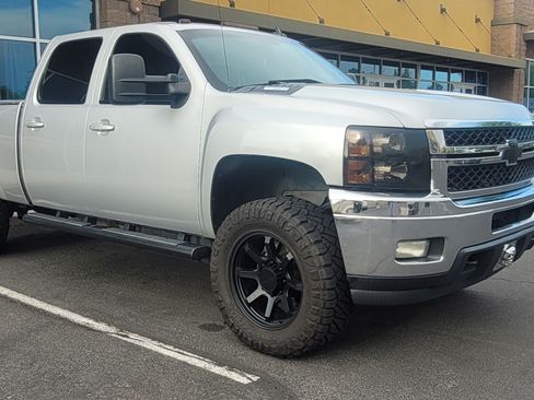 Used 2012 Chevrolet Silverado 2500 LTZ w/ LTZ Plus Package AWD/4WD image 6