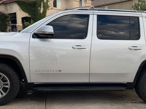 Used 2022 Jeep Wagoneer Series I image 6