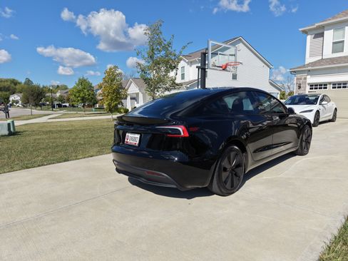 Used 2024 Tesla Model 3 Long Range image 11