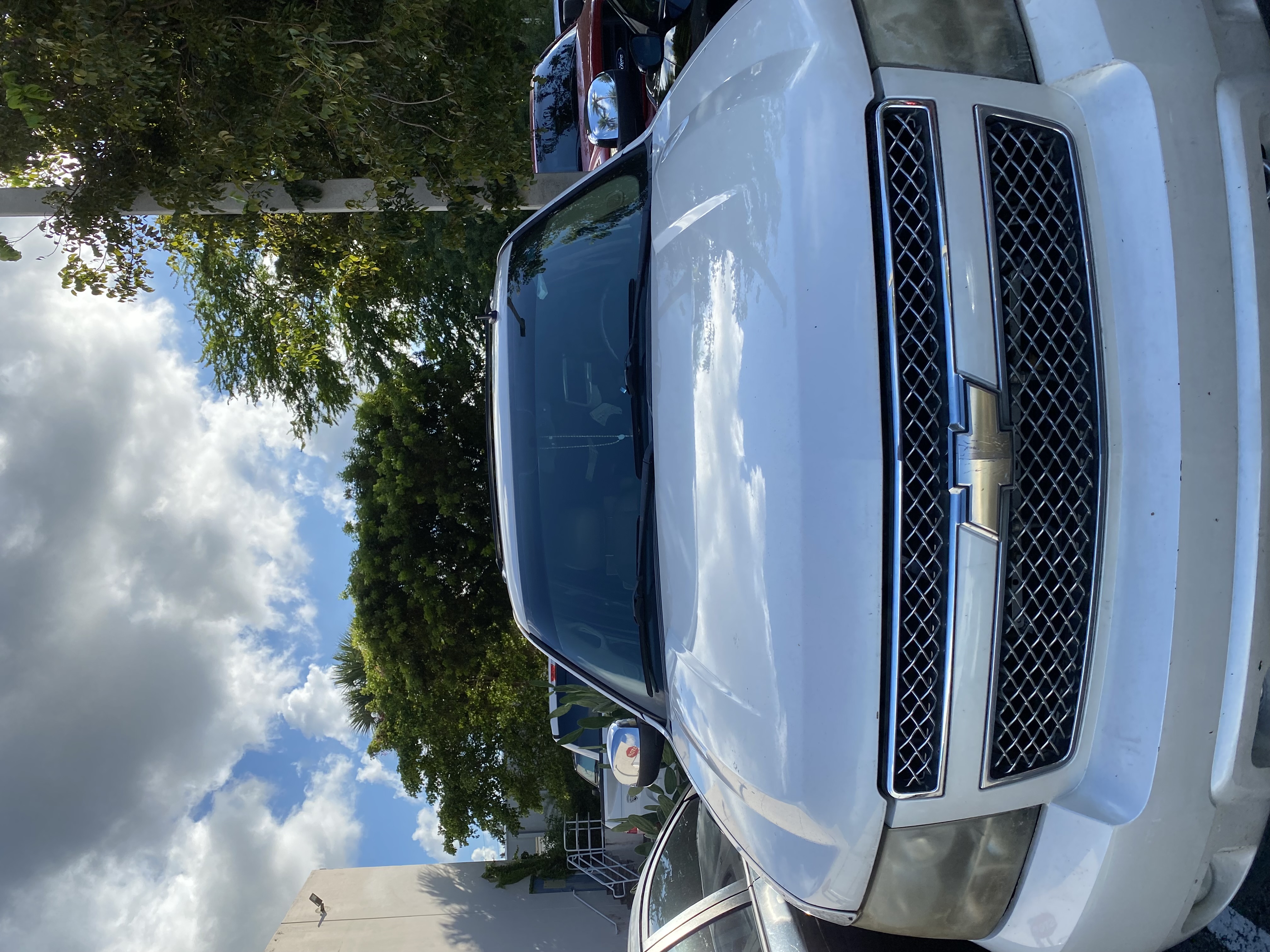 Used 2011 Chevrolet Suburban LTZ AWD/4WD image 6