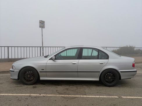 Used 1999 BMW 540i Sedan RWD image 9