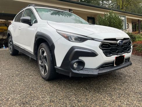 Used 2024 Subaru Crosstrek 2.5i Limited w/ Crosstrek Mirror Package image 1