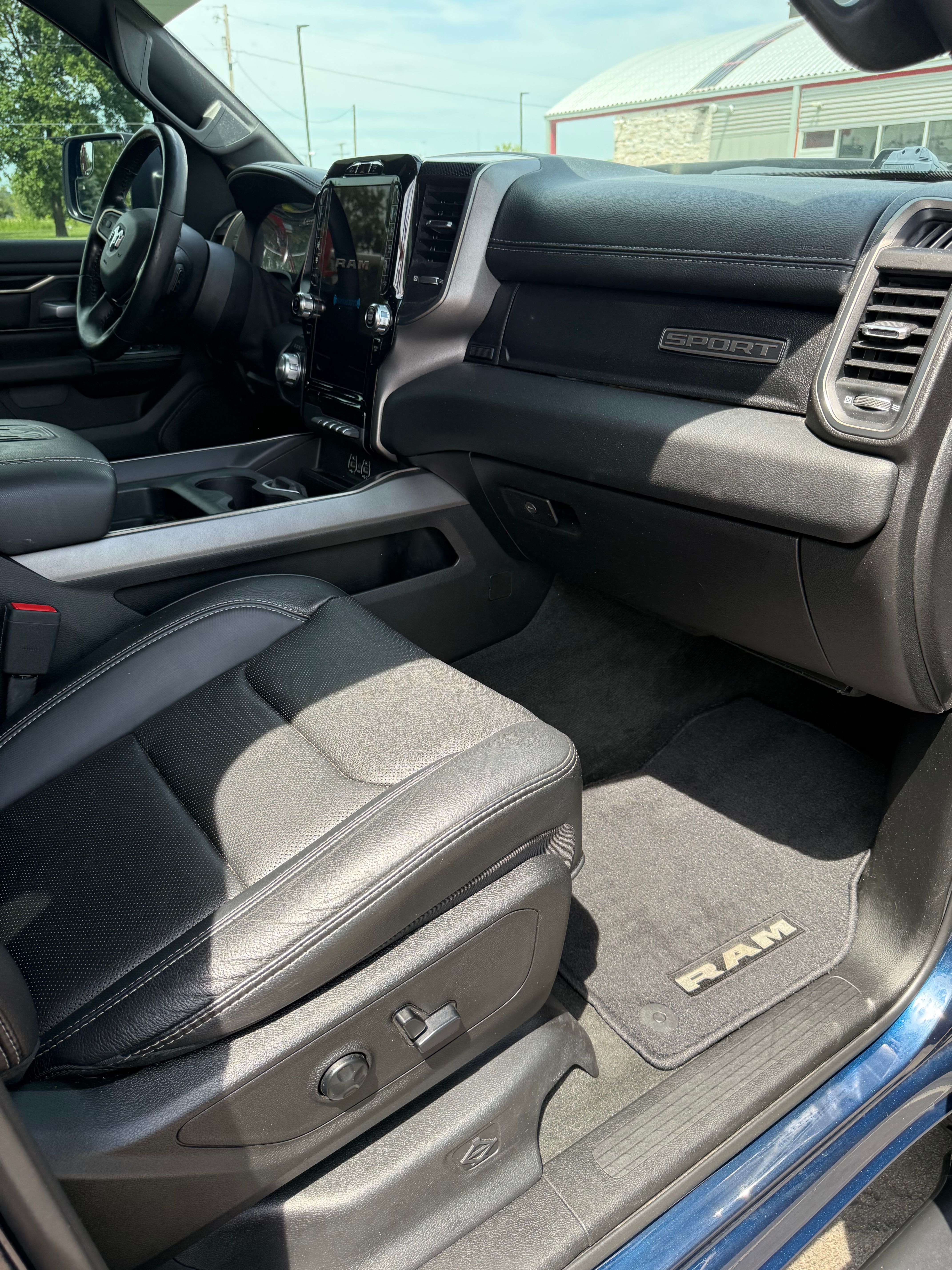 Used 2020 RAM 1500 Sport w/ Advanced Safety Group AWD/4WD image 24